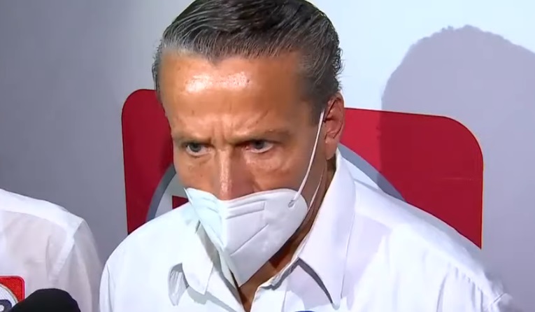 Le entra a la política Alfredo Adame