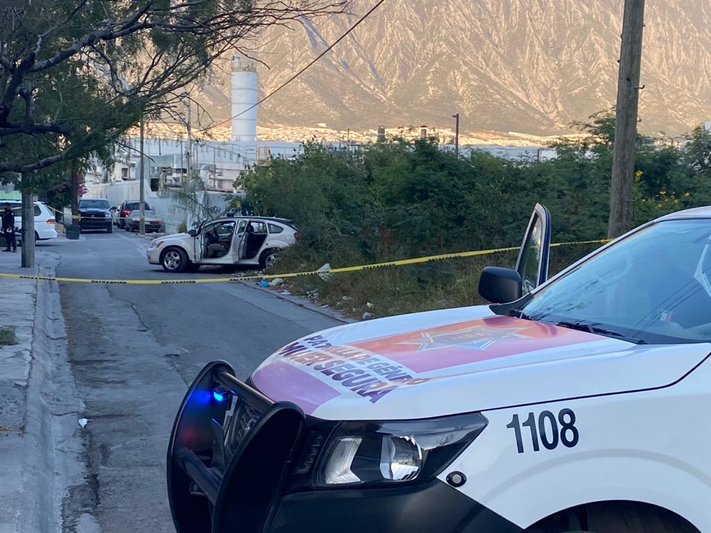 Asesinan a balazos a un hombre a bordo de vehículo en Santa Catarina ...