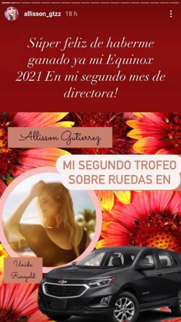 Allisson Lozz presume que gracias a su trabajo vendiendo maquillaje, se ganó una camioneta del año