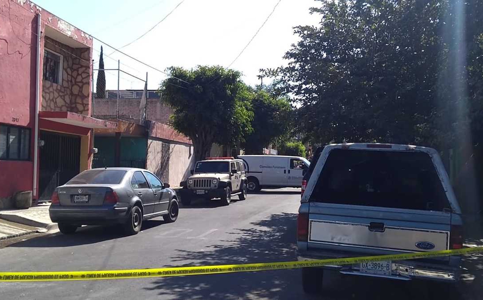 Localizan cuerpo embolsado en domicilio dentro de una casa en Guadalajara