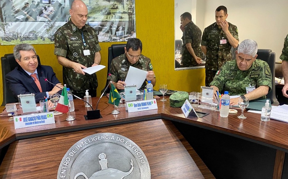 México y Brasil acuerdan mayor cooperación en defensa