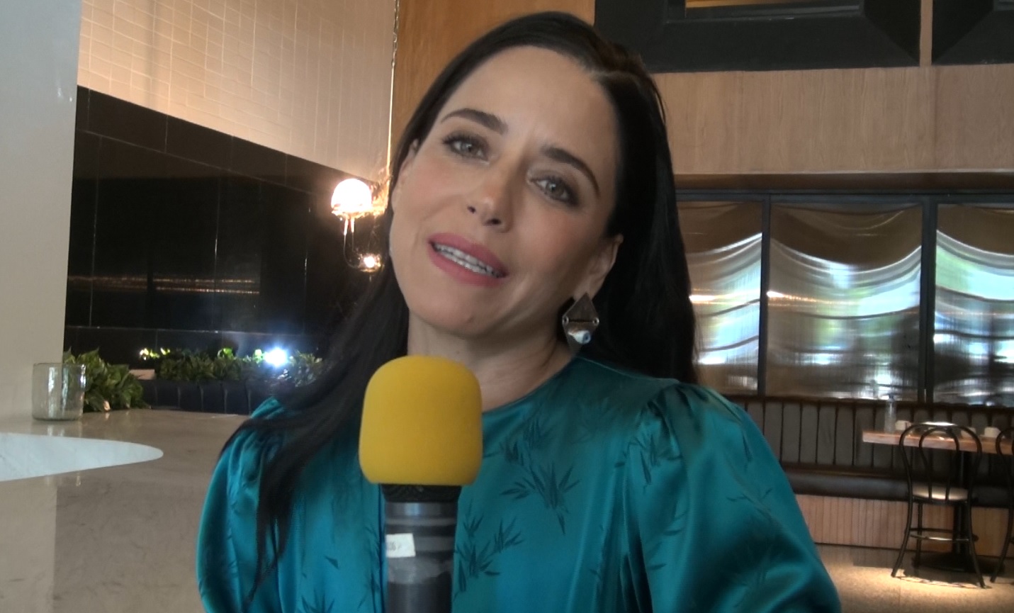 Prefiero cuando me piden un autógrafo: Aborda Ana Claudia Talancón agresión de 'fan'