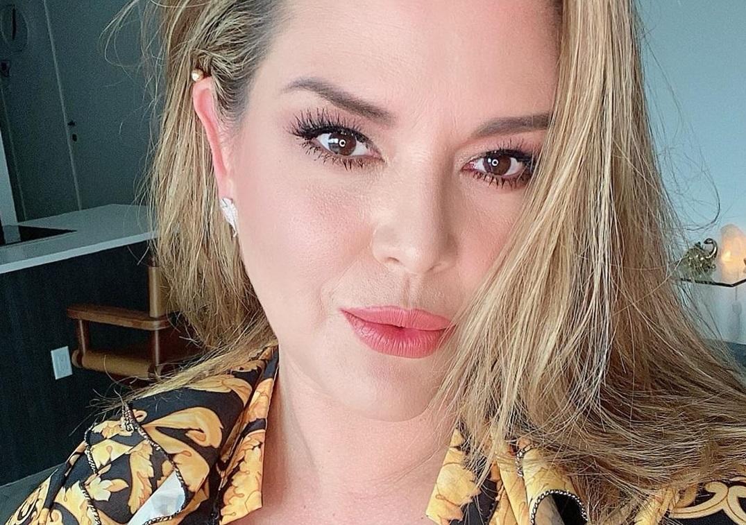 Se deja ver al desnudo Alicia Machado