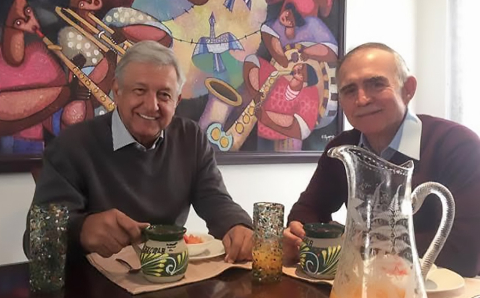 Alfonso Romo deja su cargo como jefe de la Oficina de la Presidencia