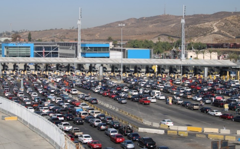 Amplían cierre de frontera México-Estados Unidos hasta enero de 2021