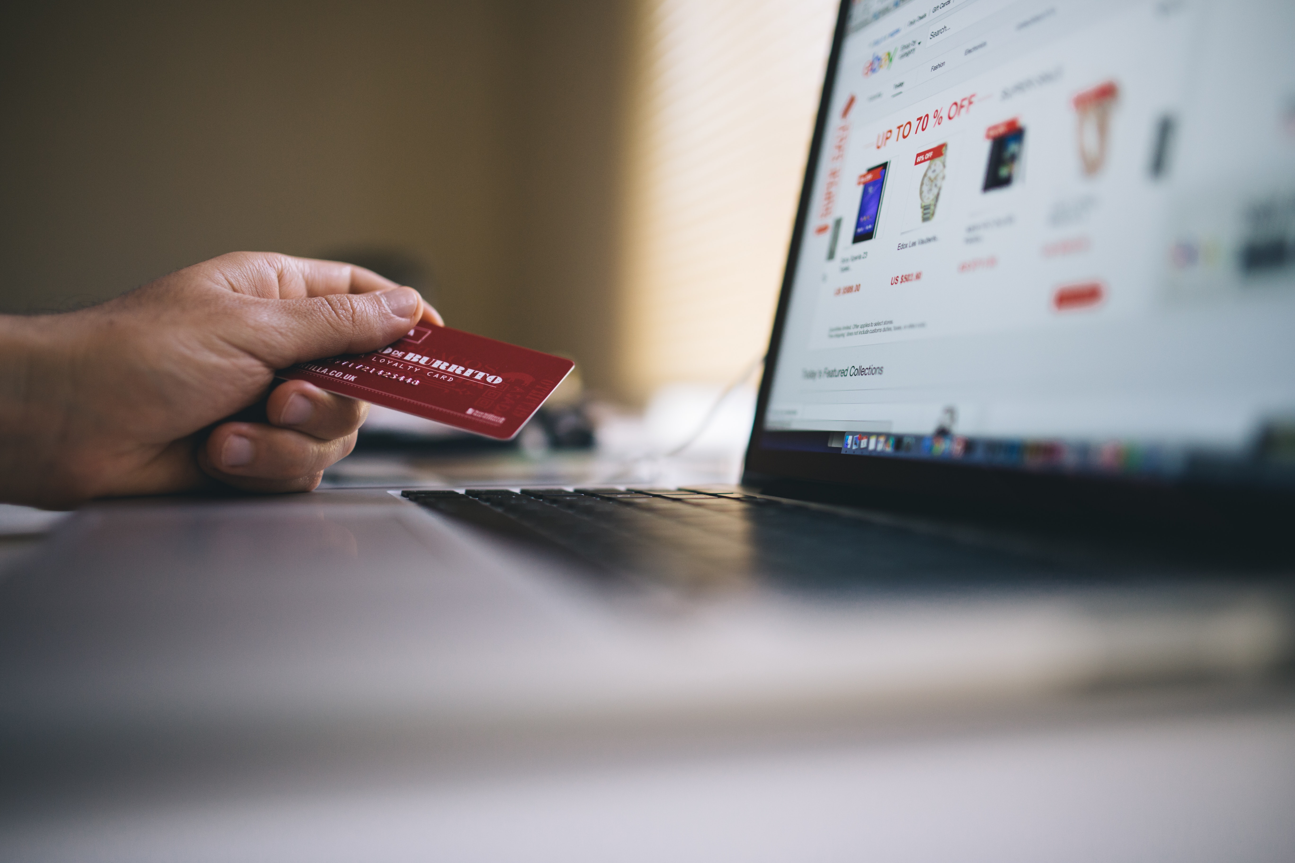¿Vas a comprar en línea? Checa estas recomendaciones