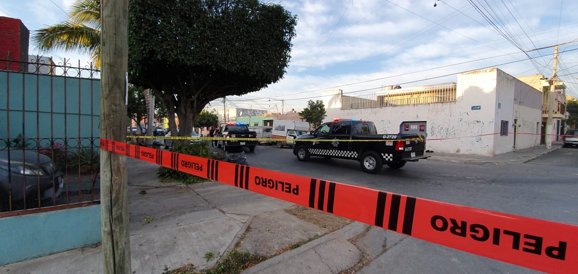 Asesinan a hombre durante reunión en colonia Tetlán