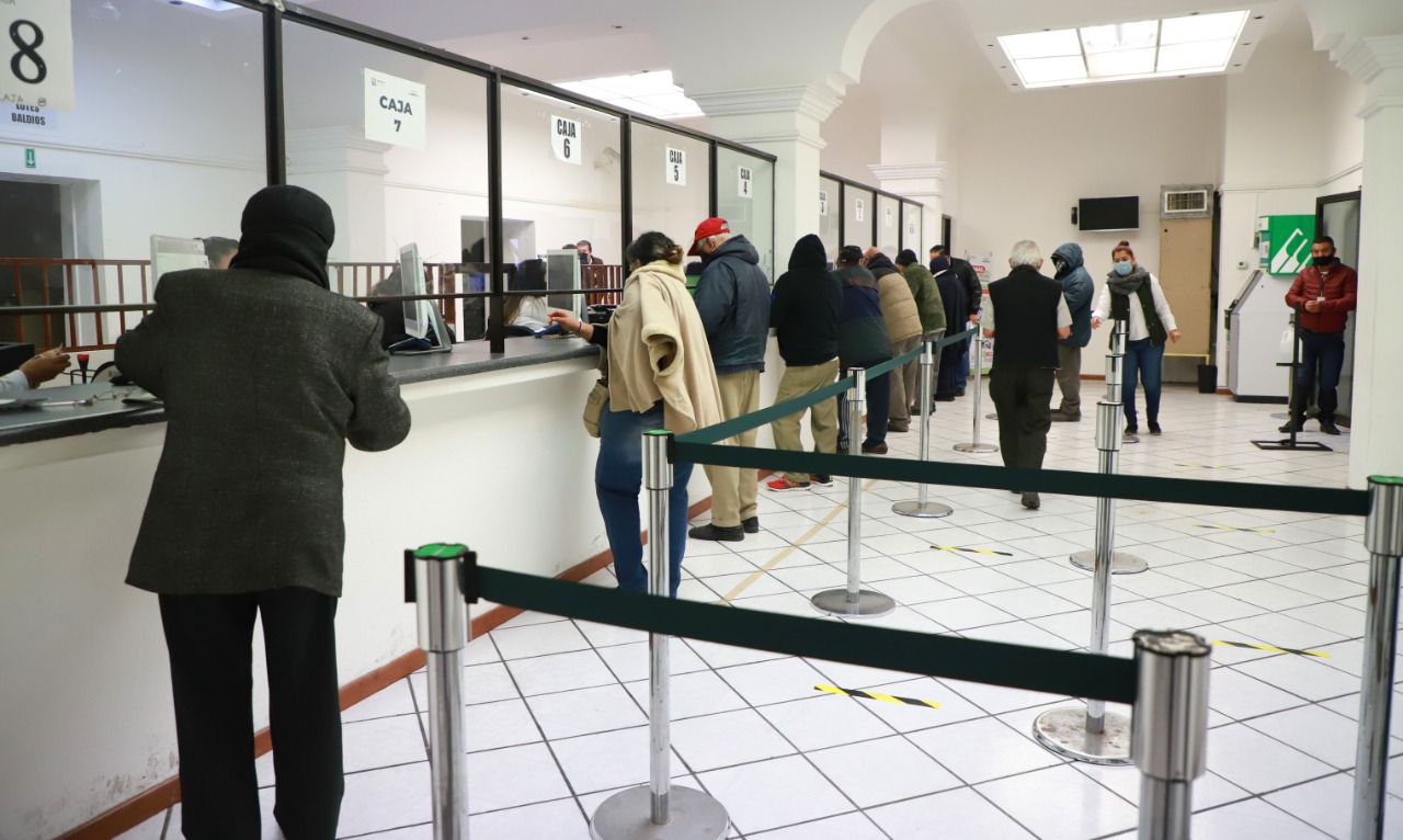 Premia Guadalupe a los primeros ciudadanos en pagar el predial