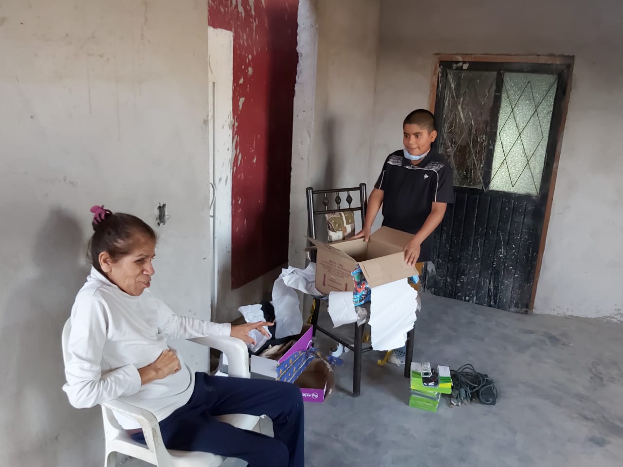 El pequeño Sergio se hace cargo de su abuela de 60 años tras la pérdida de su padre