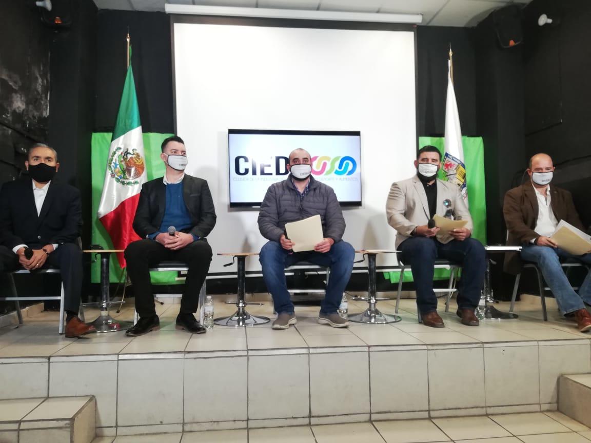 Gobernador de Nuevo León niega pronta apertura del entretenimiento y el deporte
