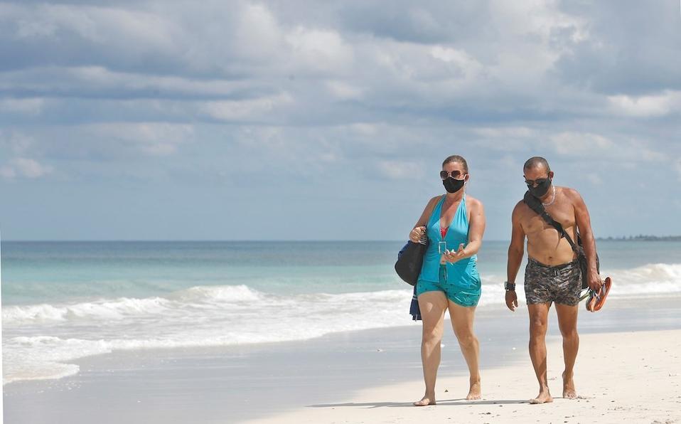 Funcionarios son castigados por salir de vacaciones en plena pandemia en este país