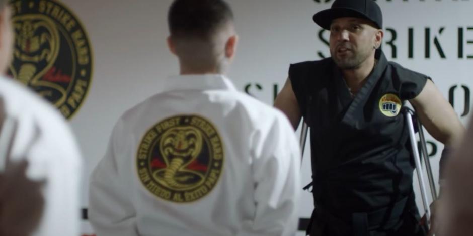 Sin miedo al éxito, papi: Las Barras Praderas entrenan en el dojo de 'Cobra Kai'