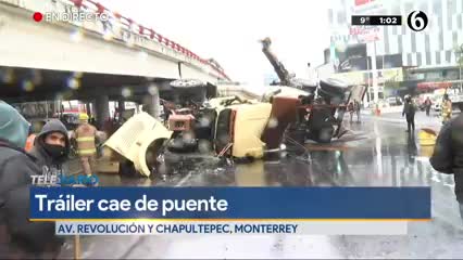 Tráiler cae de puente en Avenida Revolución