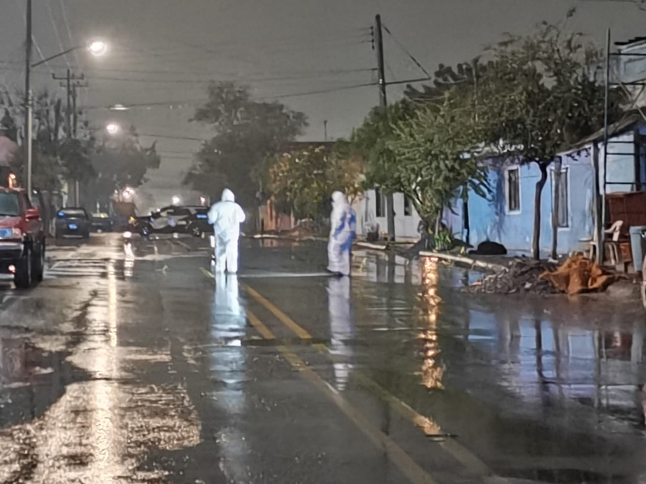 Ejecutan a un hombre y hieren a una mujer en la colonia Plutarco Elías Calles