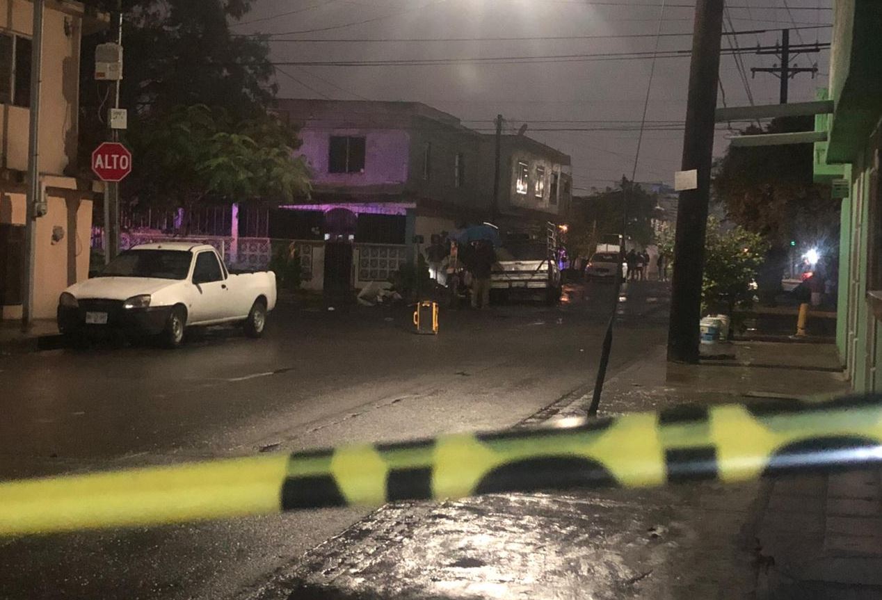 Muere vendedor de elotes y cliente sale herido tras ataque a balazos en Guadalupe