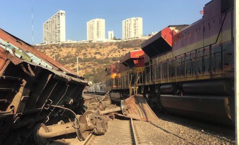 Se descarrilan vagones de ferrocarril en Querétaro