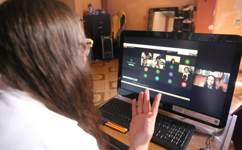 Más de 18 mil estudiantes no regresaron a clase en 2021