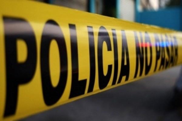 Muere hombre tras ser atacado a balazos frente a su domicilio en la colonia 4 de Octubre