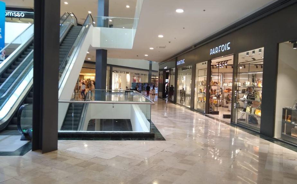 Refuerzan seguridad en plazas comerciales en San Pedro