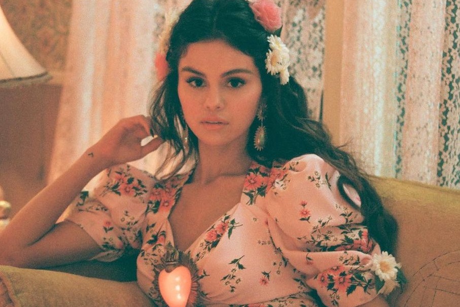 Lanzará Selena Gomez 'De Una Vez', su nueva canción en español