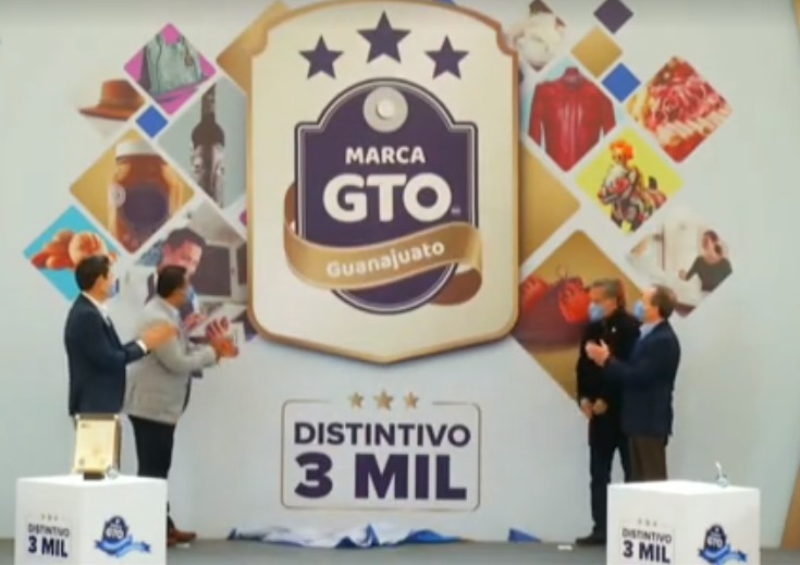 Entregan distintivo número 3 mil de Marca GTO a empresa leonesa