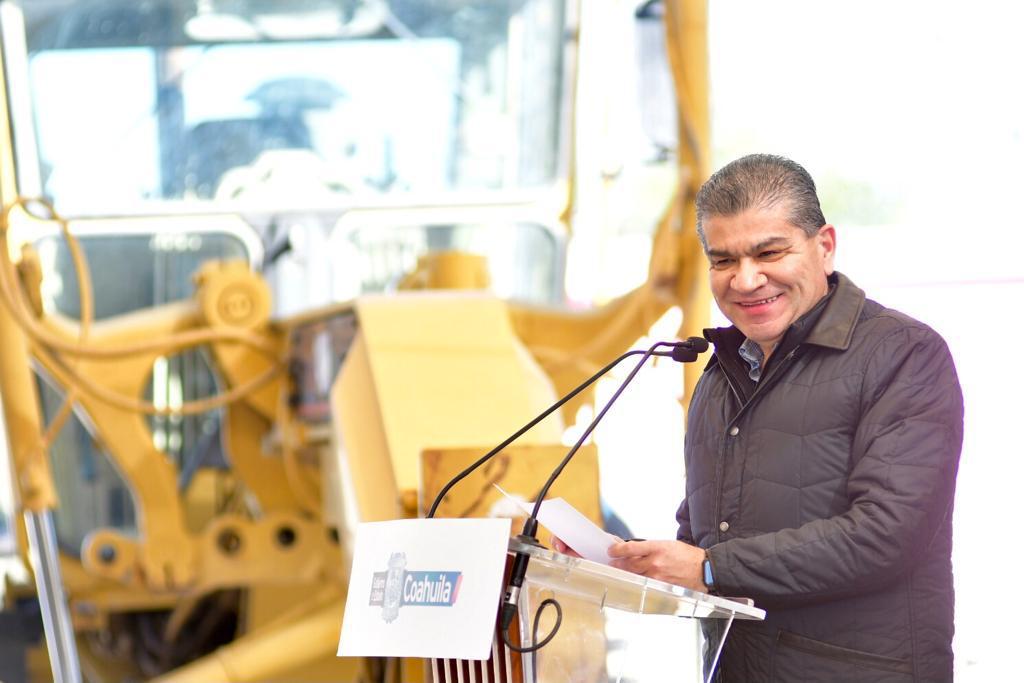 Entrega e inicia Riquelme obras en la región carbonífera con una inversión de más de 23 mdp
