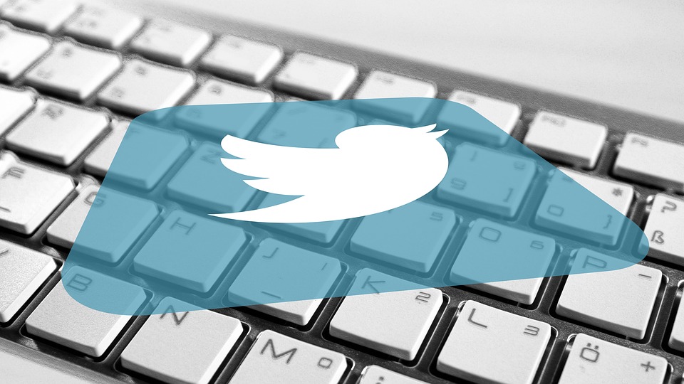 Twitter bloquea cuenta de la vacuna rusa Sputnik V