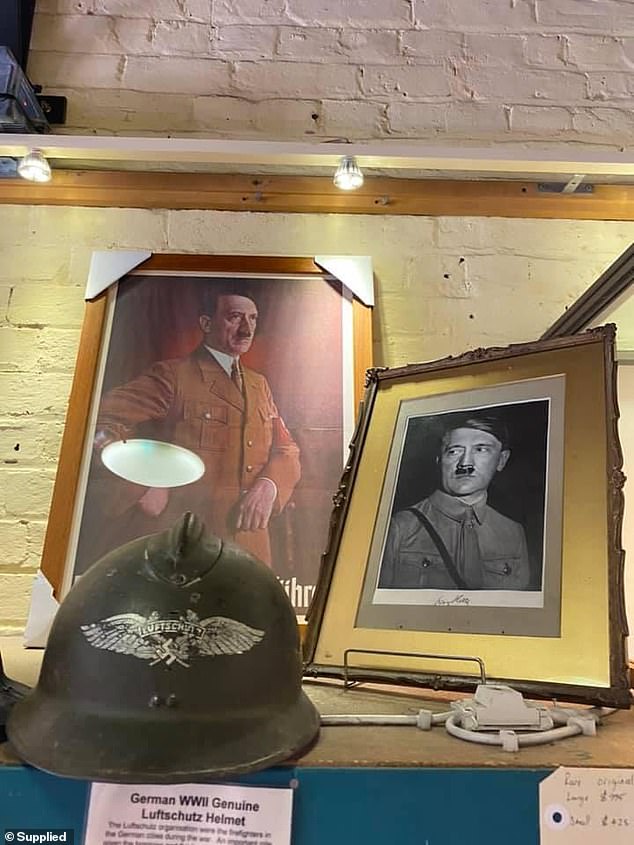 Artículos nazis son vendidos por hasta $10,000 por pieza