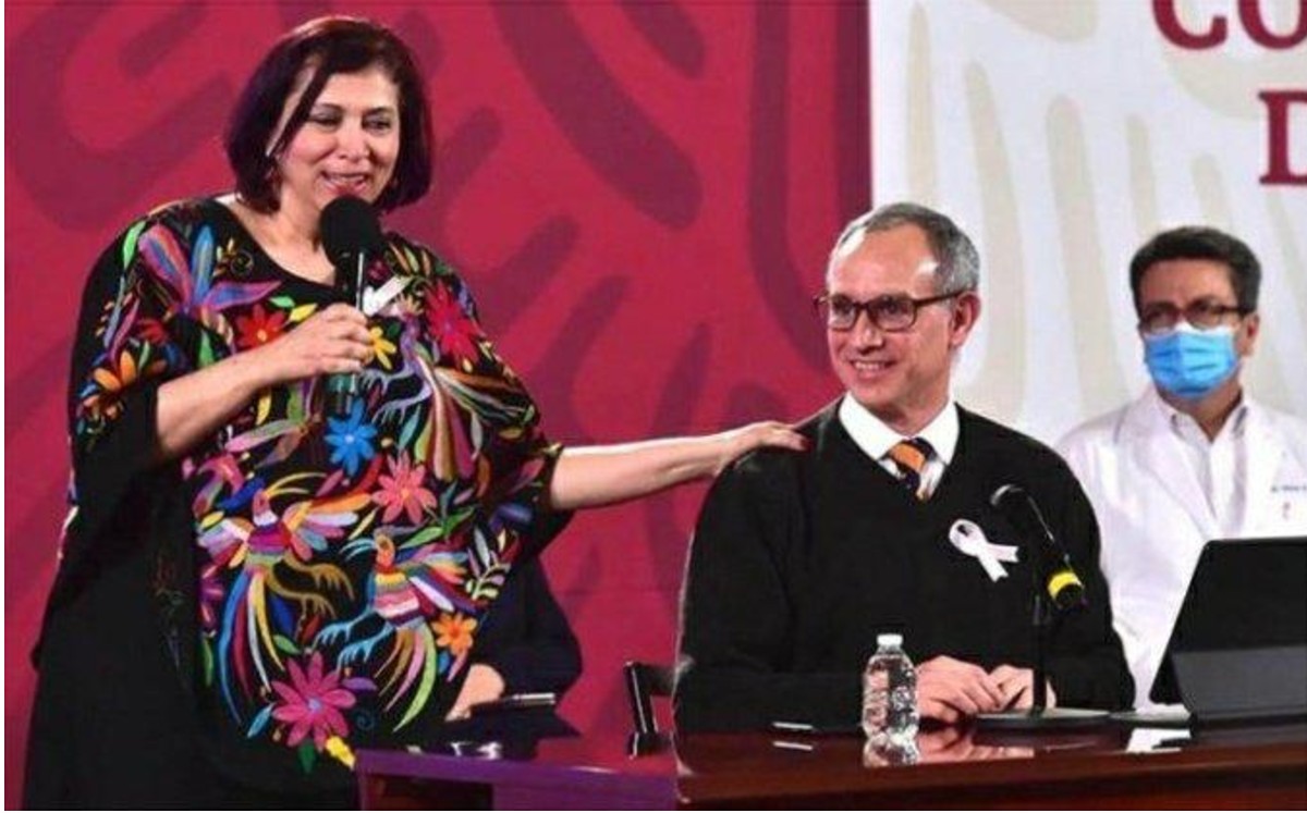 Renuncia directora del Censia, encargada de recepción de vacunas anticovid