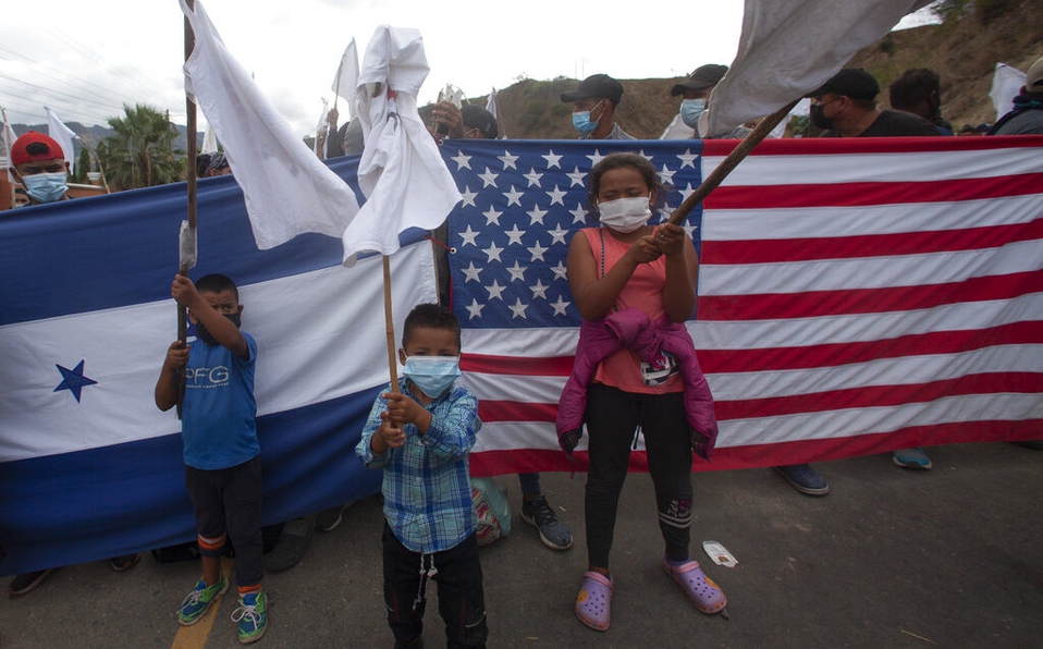 Biden alista reforma que otorga ciudadanía a migrantes con 8 años de residencia: TWP