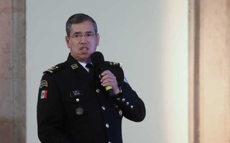 Comandante de la Guardia Nacional da negativo a COVID-19, tras contacto con AMLO