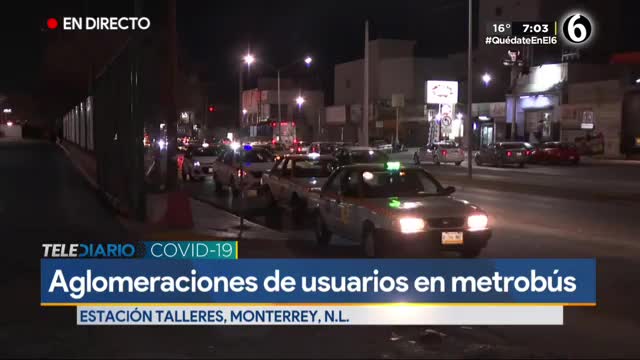 De noche usuarios también se enfrentan a unidades llenas en pandemia 