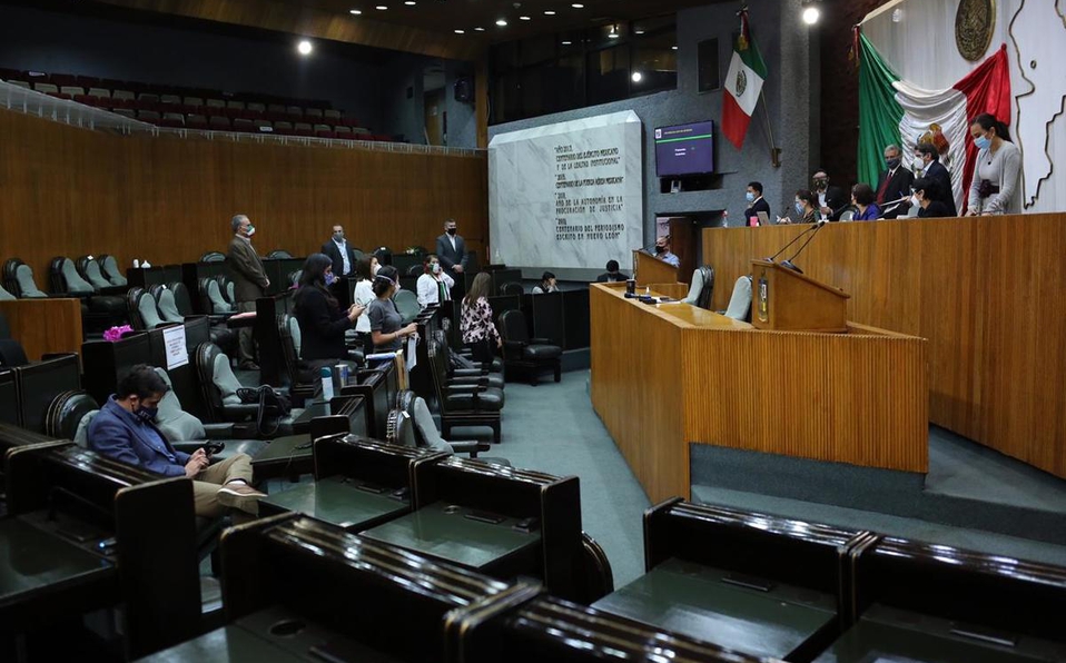 Dan positivo en anticuerpos por Covid-19 al menos 6 personas en Congreso de NL
