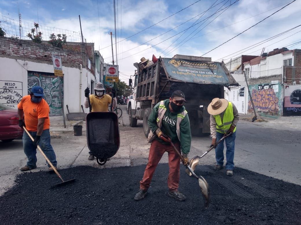 Destinan 8 millones de pesos para tapar baches en León