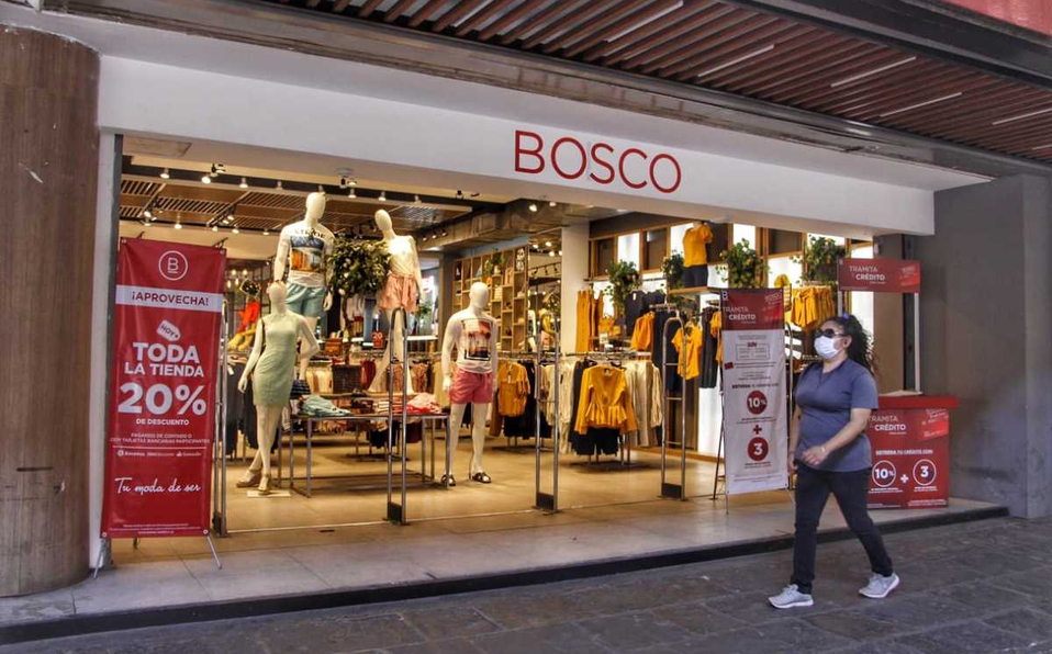 En Puebla no suspenderán actividades pese a semáforo rojo COVID-19 En Puebla no suspenderán actividades pese a semáforo rojo COVID-19
