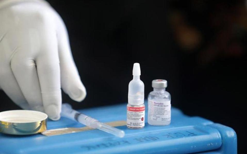 12 niños terminan hospitalizados tras recibir desinfectante en lugar de vacuna contra la polio