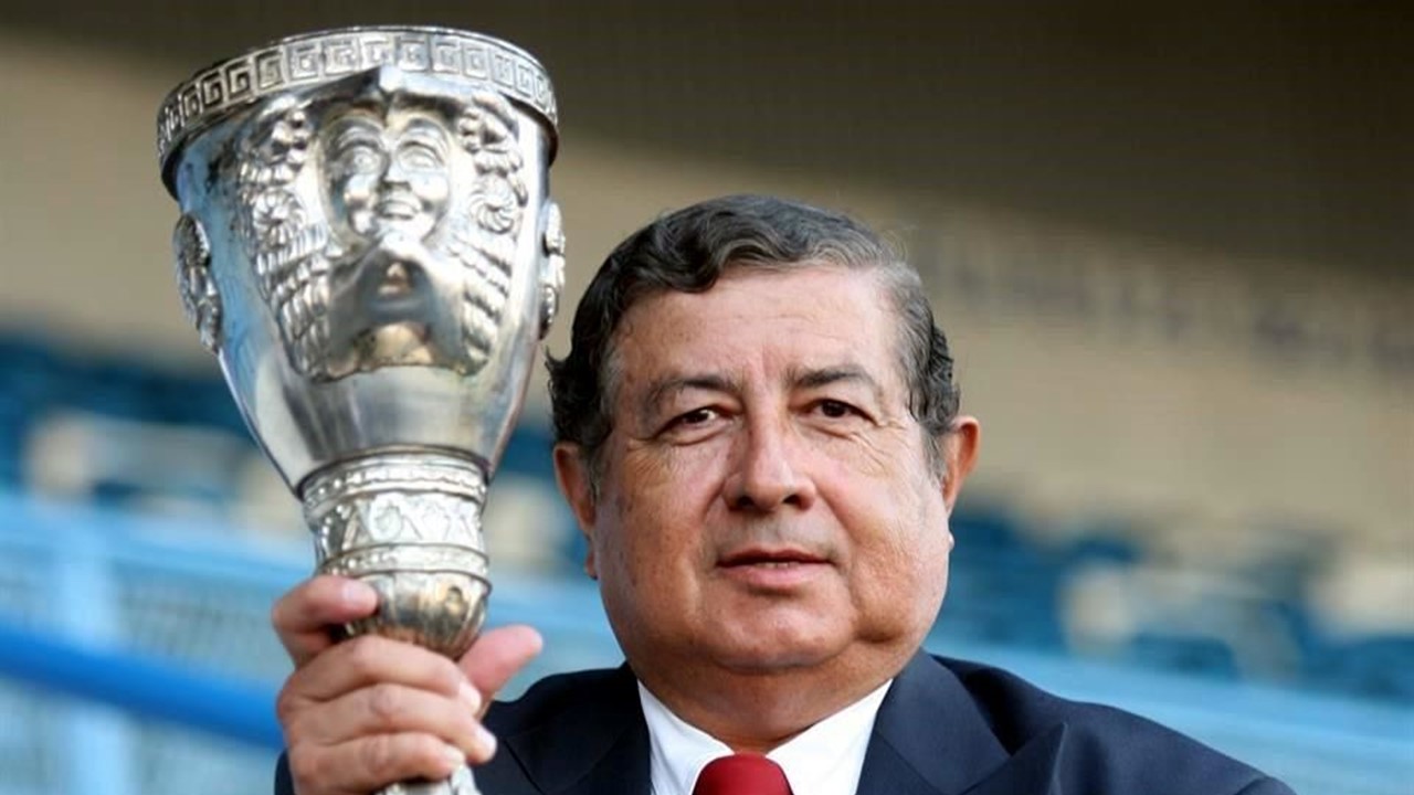 Muere por Covid-19, Francisco Avilán, ex técnico de Rayados