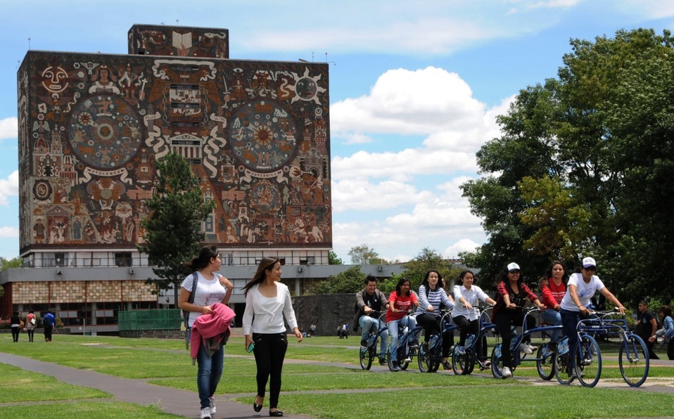 En pandemia, casi 8 mil alumnos se dieron de baja de la UNAM