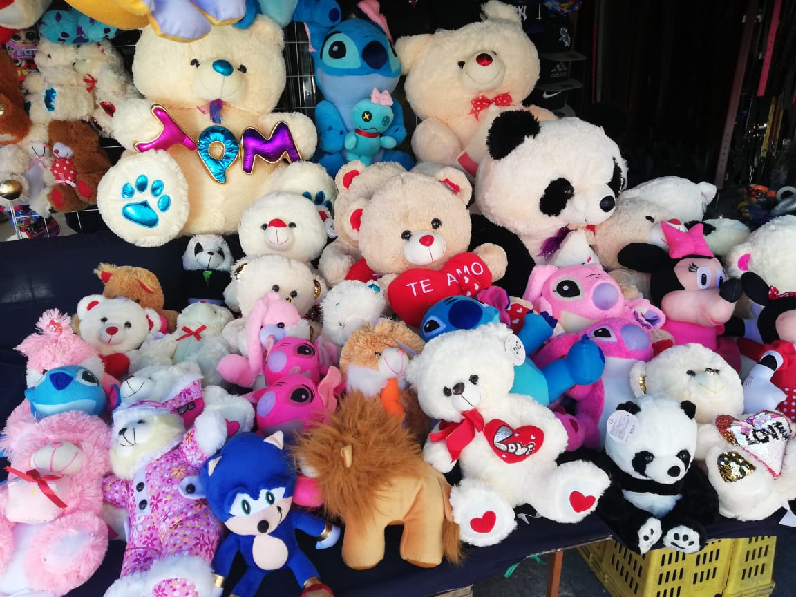 Bajan ventas de regalos para el 14 de febrero en Torreón