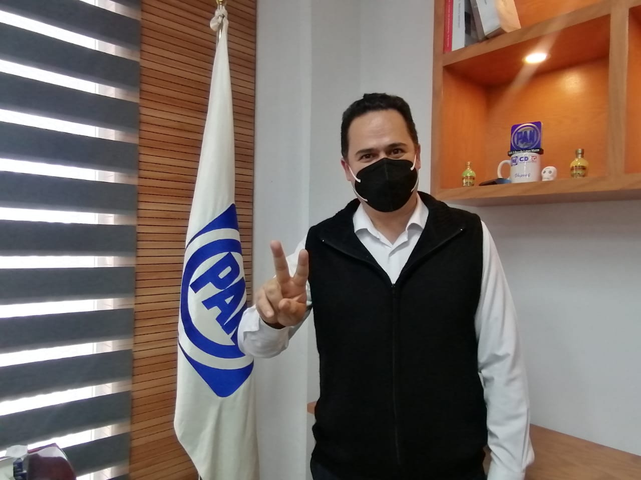 Diputados que abandonaron PAN no podrán sumarse a Morena en el congreso