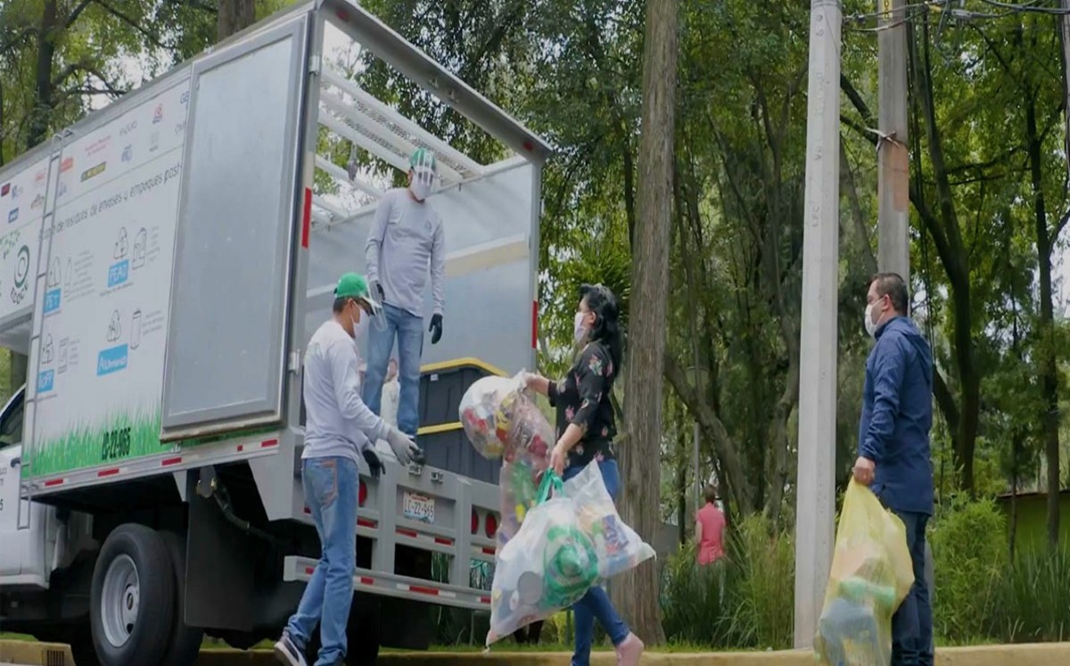 En CdMx te cambian tu basura por despensa