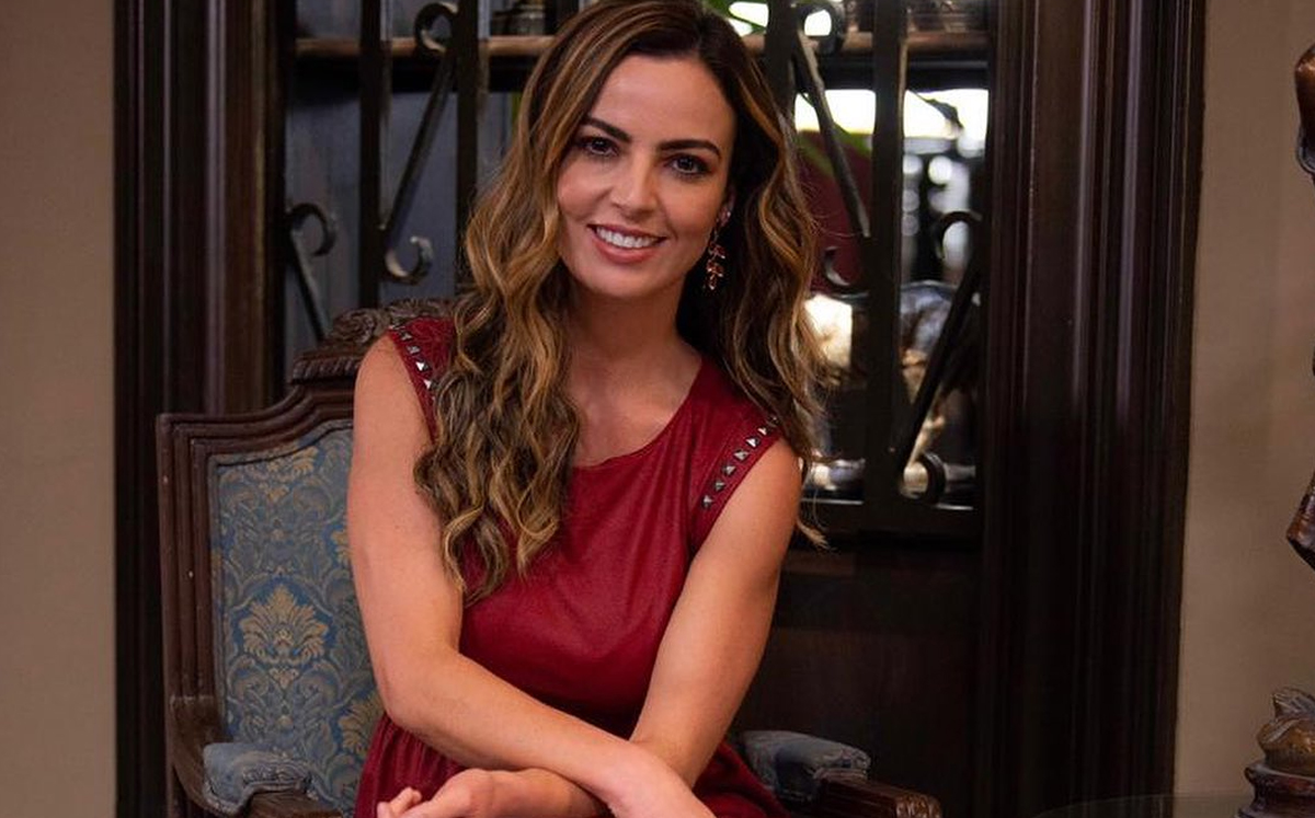 ¡Se casa! Mariana Torres presume anillo de compromiso