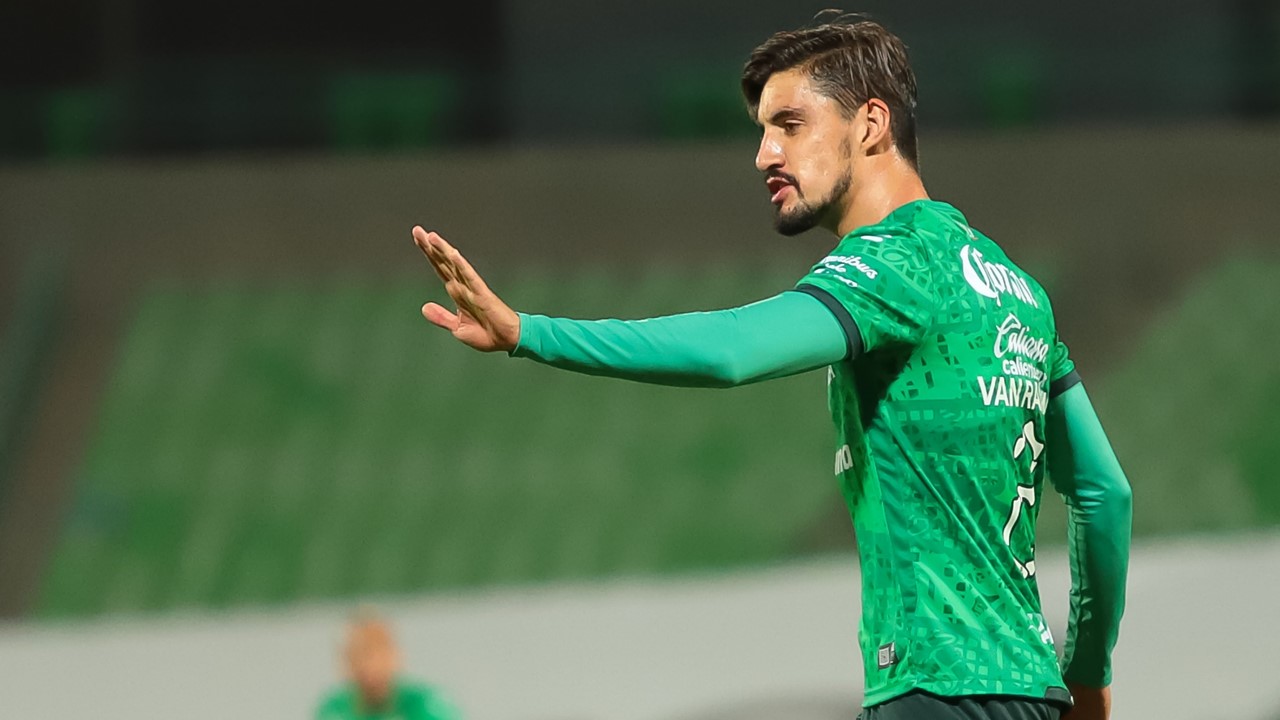 "Me dijeron que me quedaba y después que ya no", Van Rankin sobre Chivas