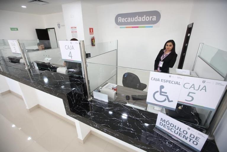 Pese a pandemia, zapopanos se aplican en pago de impuestos