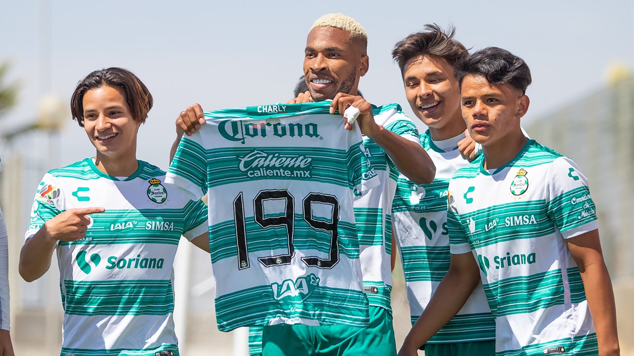 Ayrton Preciado regresa al gol y se lo dedica a Osmar Ruiz