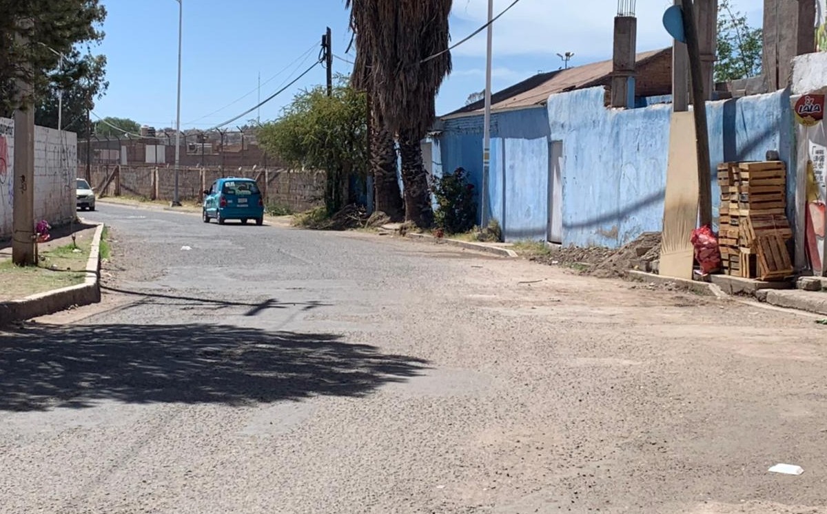 Falta de señalética y reductores de velocidad preocupa a los residentes de la colonia Méndez Arceo