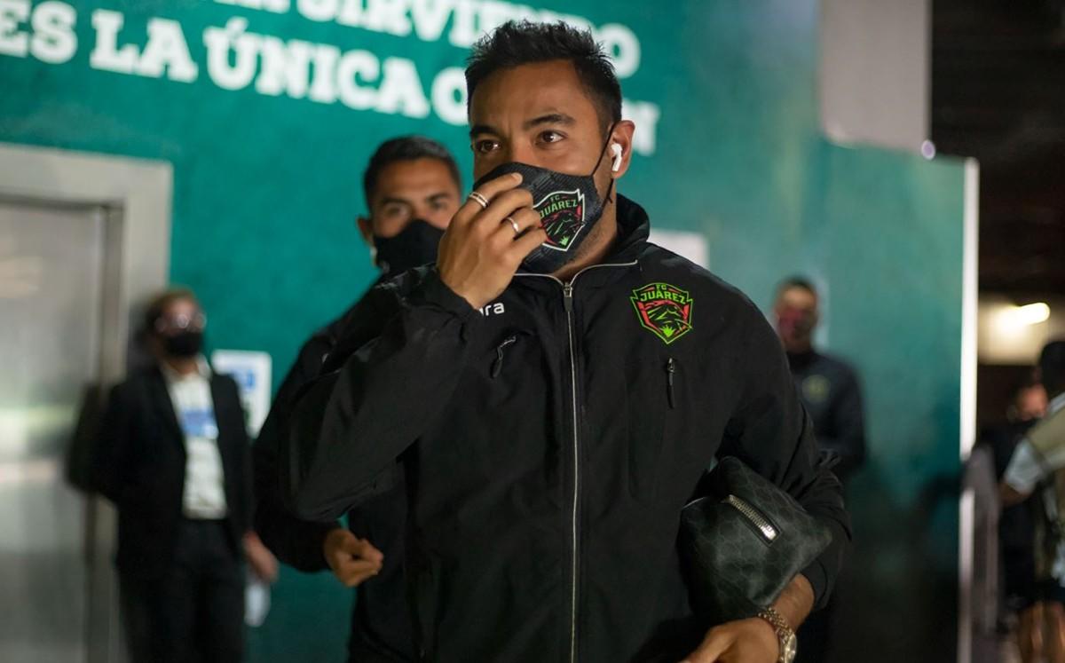 Juárez castiga a Marco Fabián y lo separa del equipo