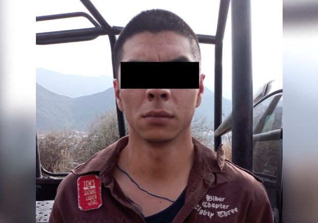 Capturan a un hombre por posesión de droga y arma de fuego en la colonia Sierra Ventana