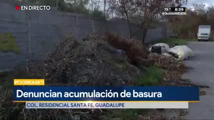 Convierten calle de Residencial Santa Fe en un basurero clandestino 