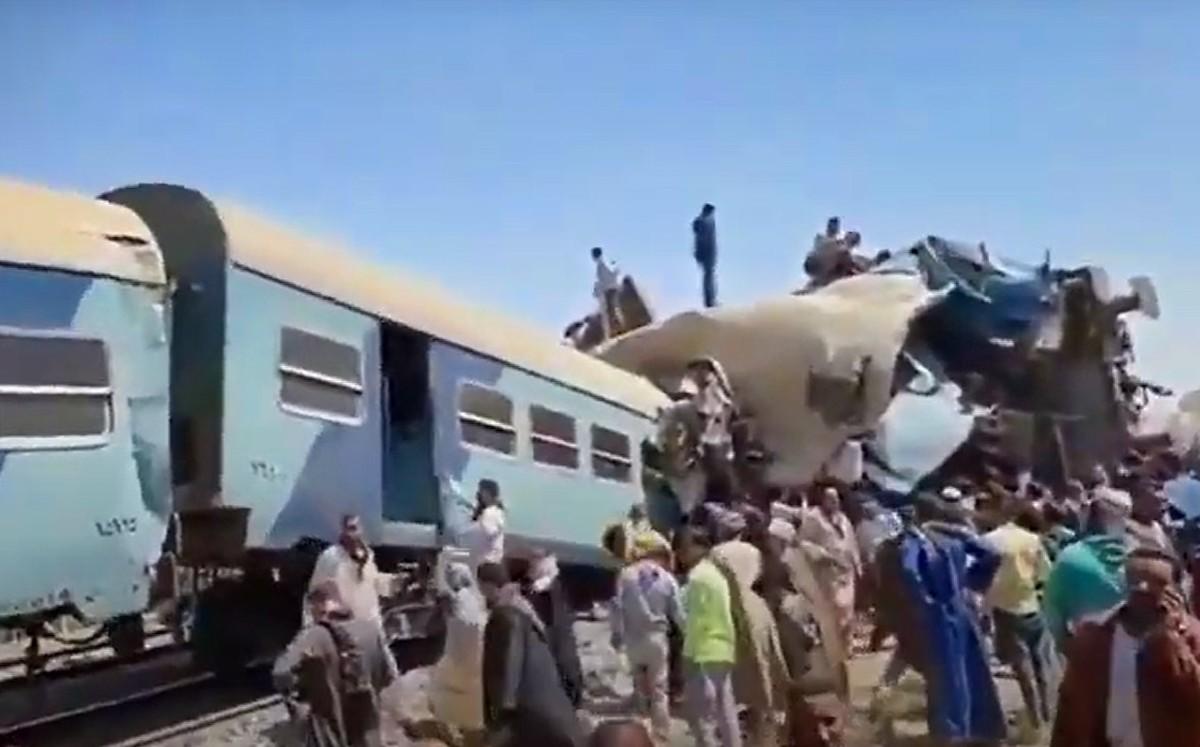 32 personas sin vida y más de 60 heridos deja trágico choque de trenes